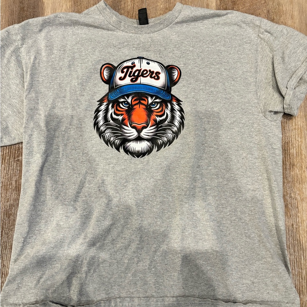 Detroit Tigers t-shirt. XL